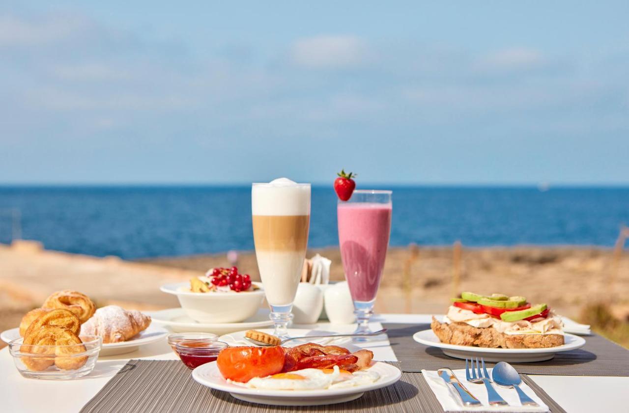 Universal Hotel Cabo Blanco - Adults Only Colonia de Sant Jordi ภายนอก รูปภาพ