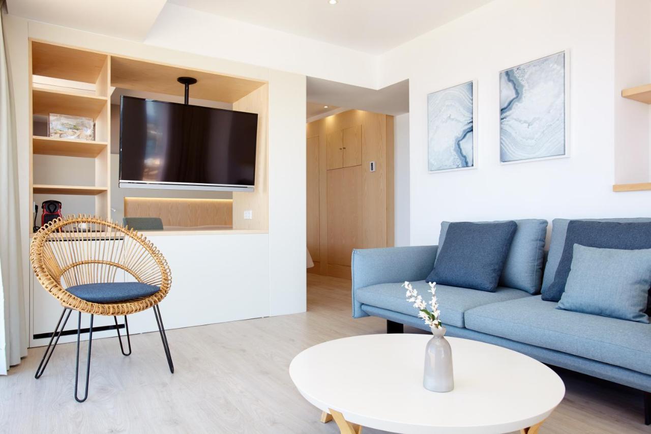 Universal Hotel Cabo Blanco - Adults Only Colonia de Sant Jordi ภายนอก รูปภาพ