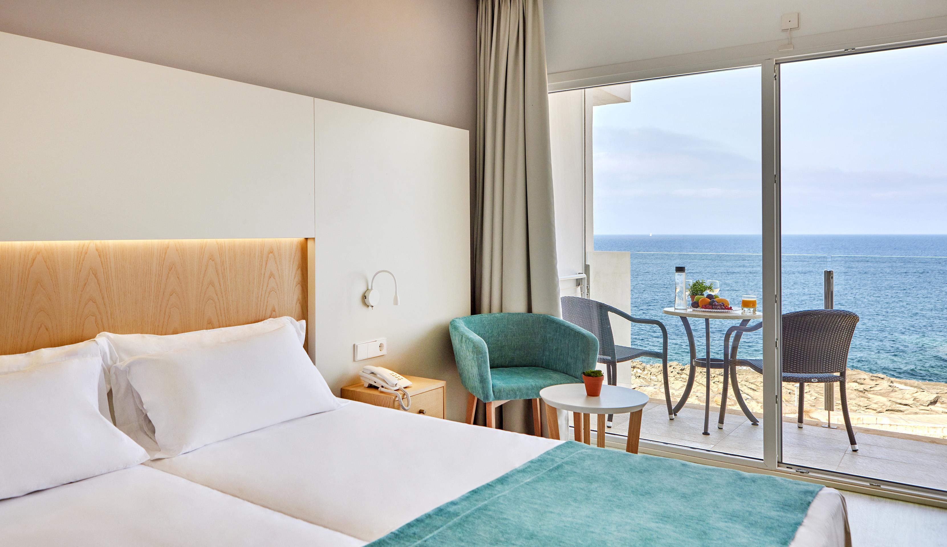 Universal Hotel Cabo Blanco - Adults Only Colonia de Sant Jordi ภายนอก รูปภาพ