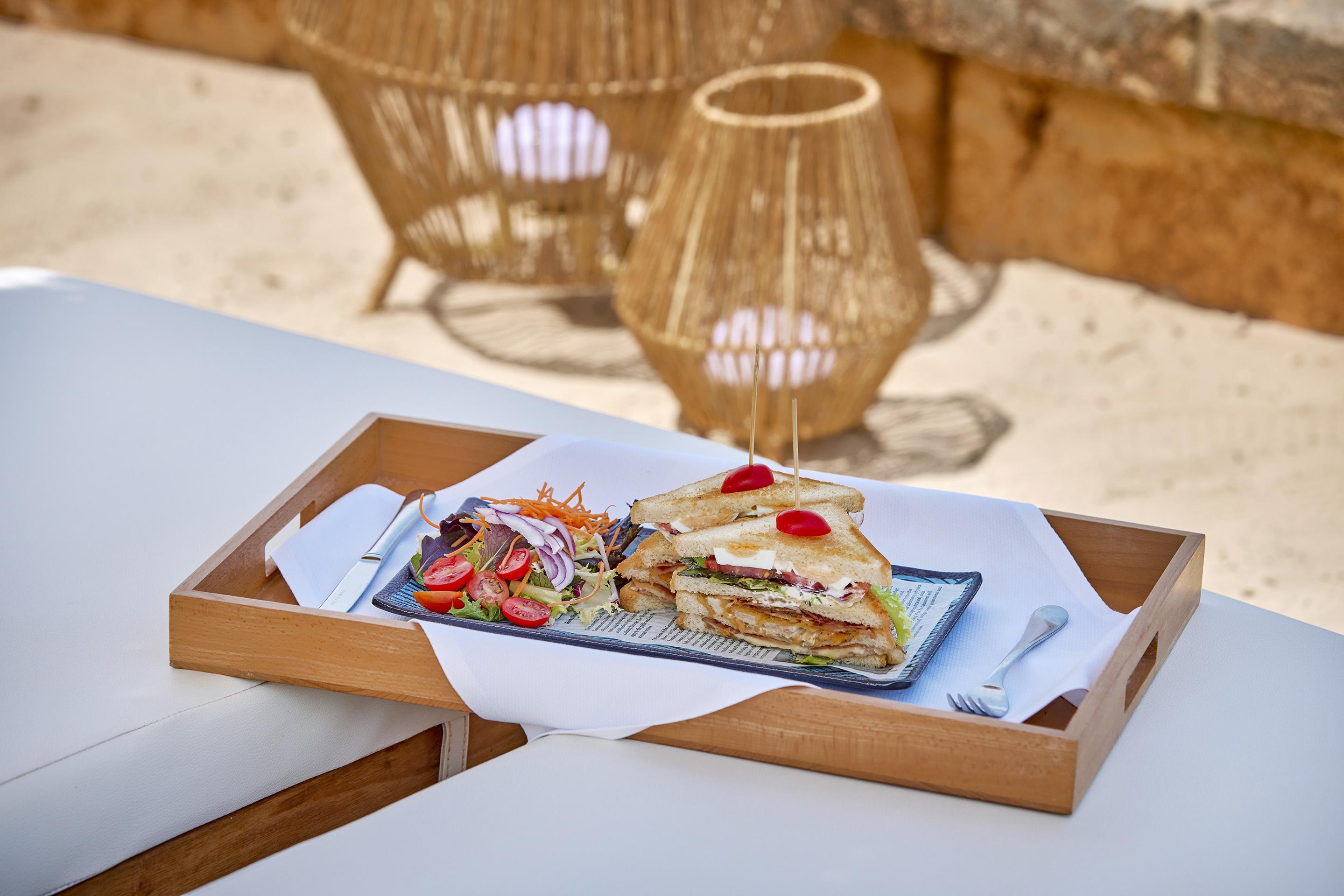 Universal Hotel Cabo Blanco - Adults Only Colonia de Sant Jordi ภายนอก รูปภาพ