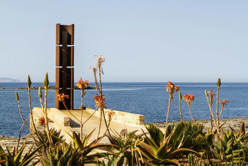 Universal Hotel Cabo Blanco - Adults Only Colonia de Sant Jordi ภายนอก รูปภาพ